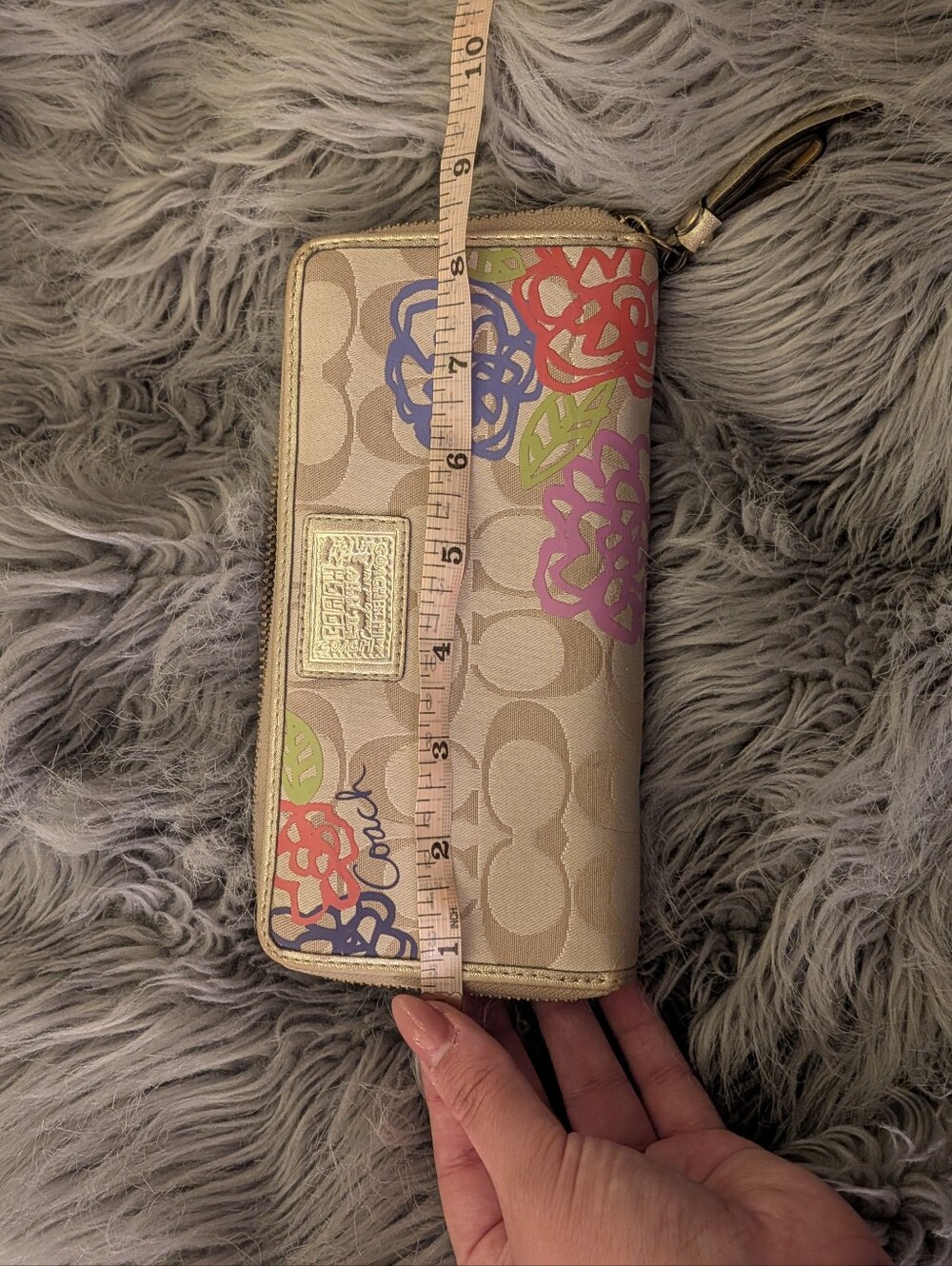 Coach Beige and Gold Floral Shoulder Bag - Picture 8 of 10